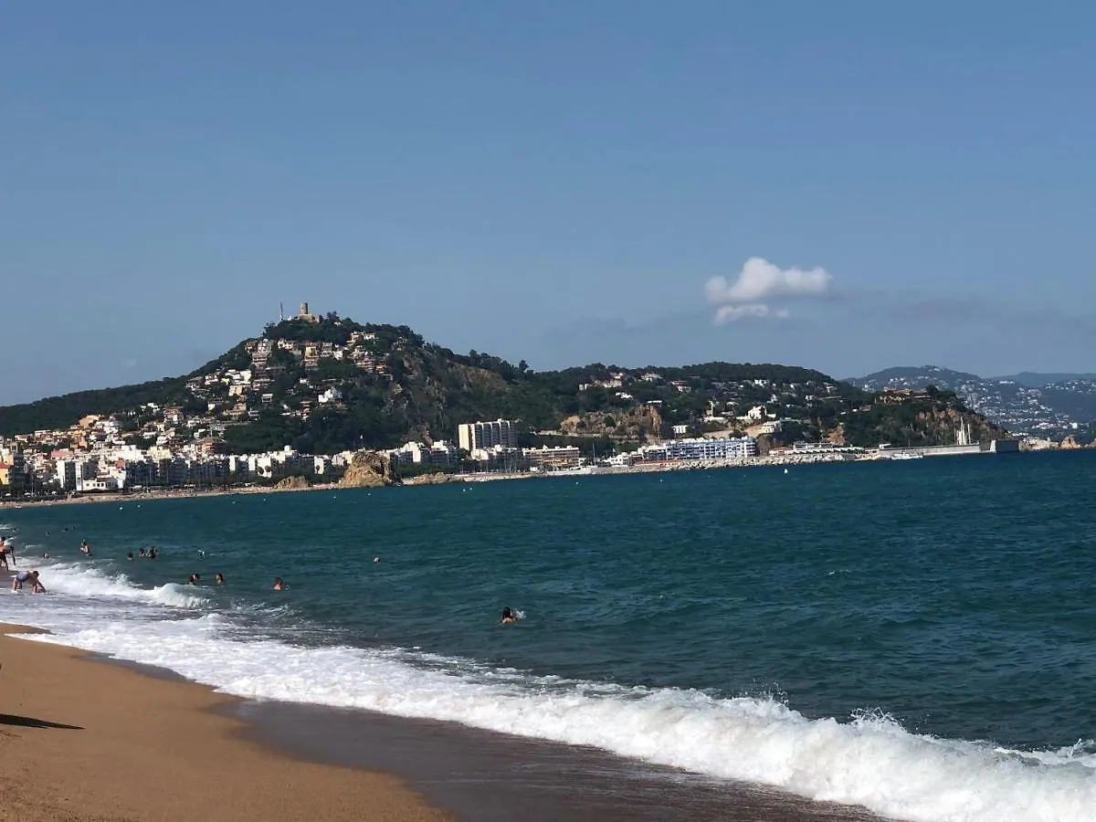 Apartment Direkt Am Strand Blanes Spain